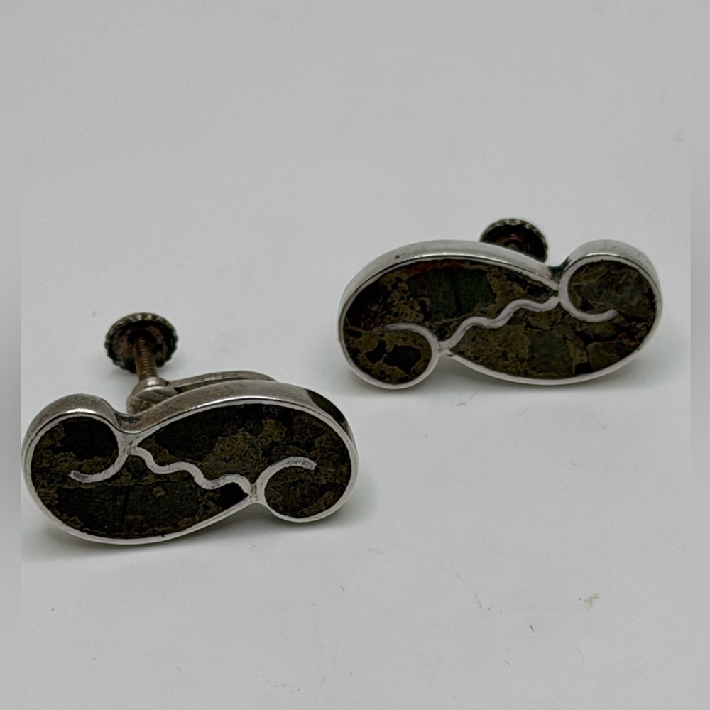 Vintage Silver Mexico Jasper Chip Green Inlay  Screw Back Earrings